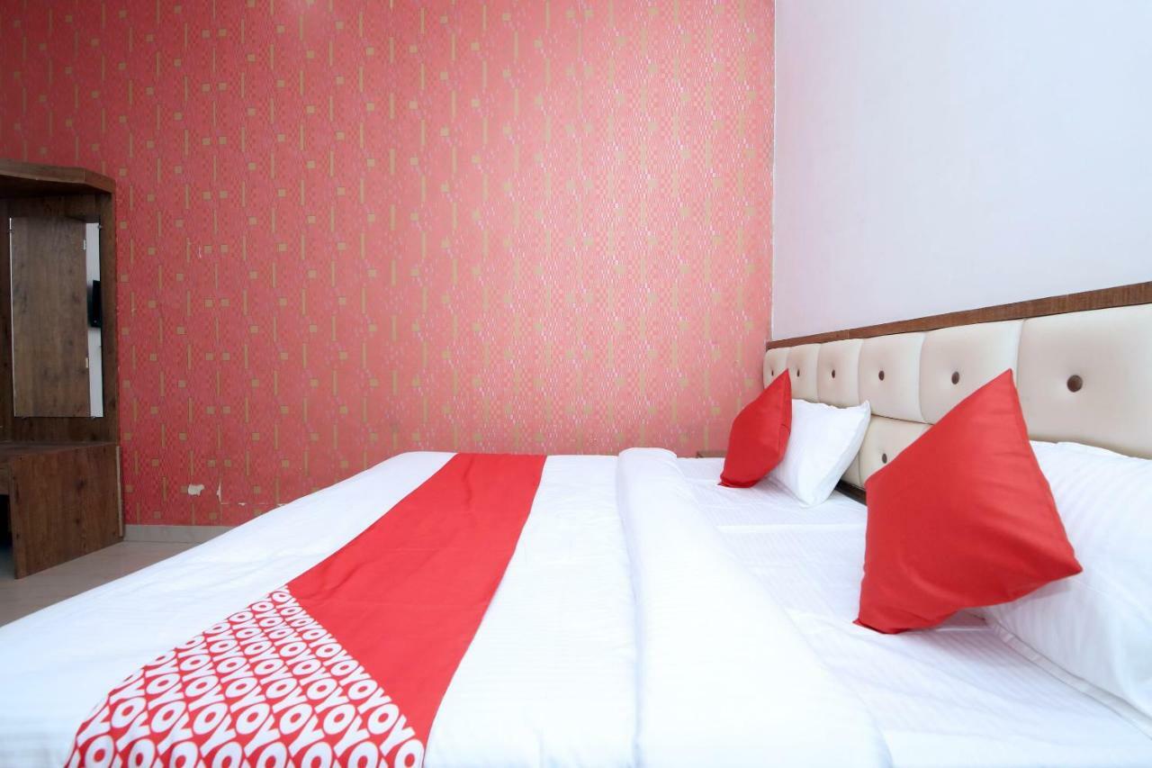 Oyo 38414 Rain Basera Resort Dzsabalpur Kültér fotó