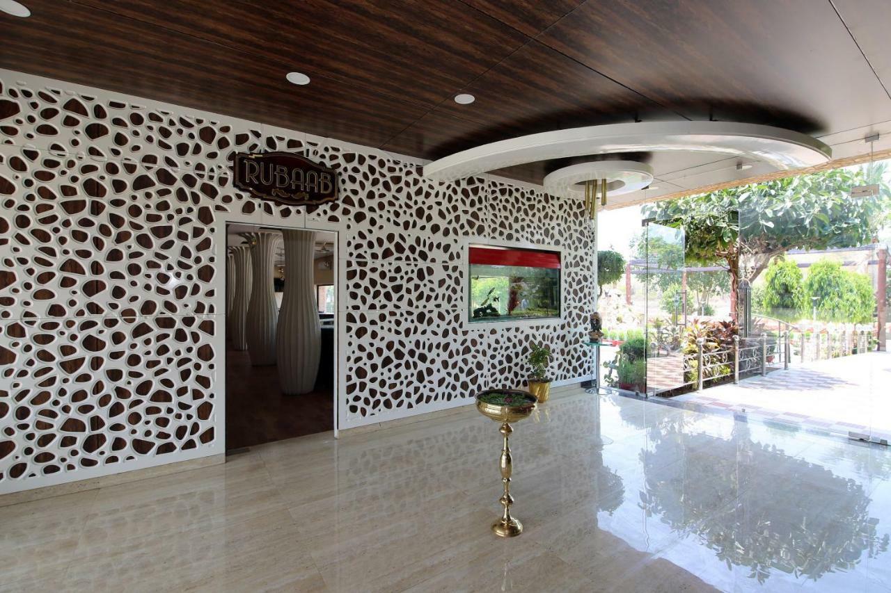 Oyo 38414 Rain Basera Resort Dzsabalpur Kültér fotó