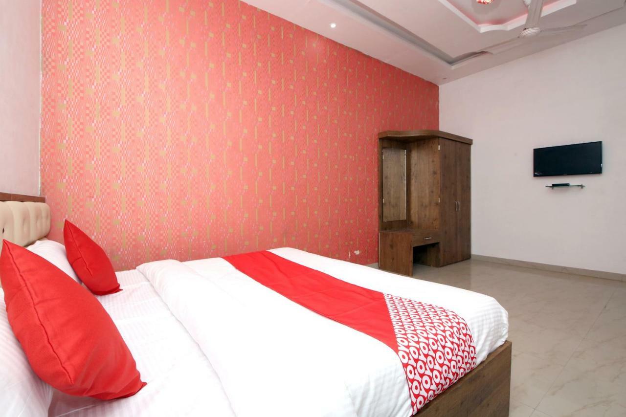 Oyo 38414 Rain Basera Resort Dzsabalpur Kültér fotó
