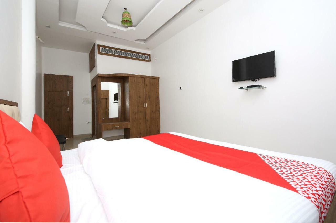 Oyo 38414 Rain Basera Resort Dzsabalpur Kültér fotó