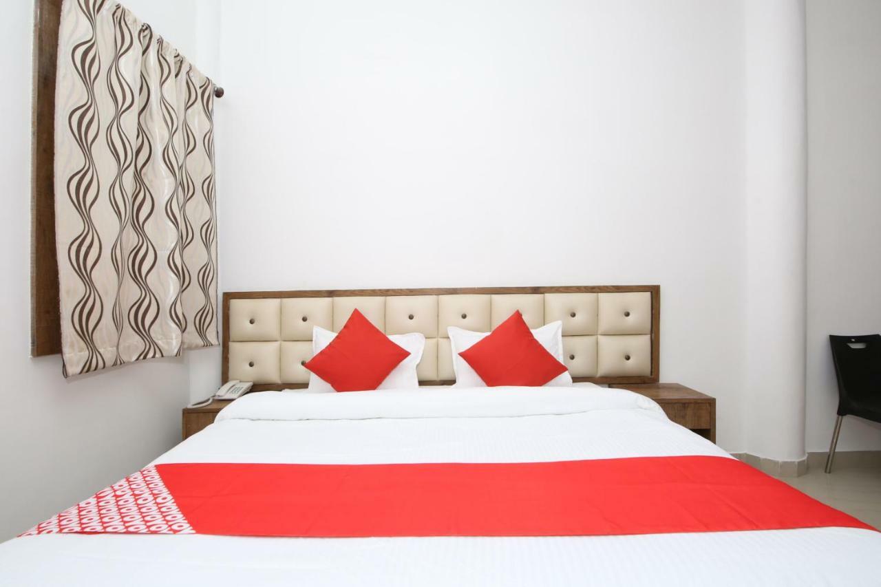 Oyo 38414 Rain Basera Resort Dzsabalpur Kültér fotó